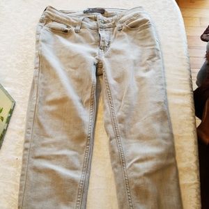 Light grey Levi's skinny Jeans